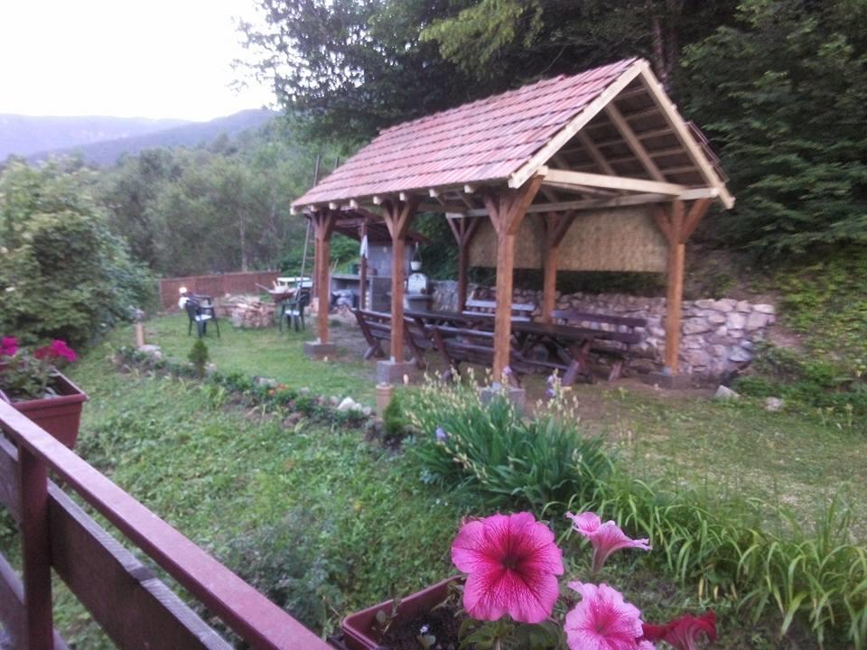 Turisticki Kompleks - Montana Тиентище Екстериор снимка